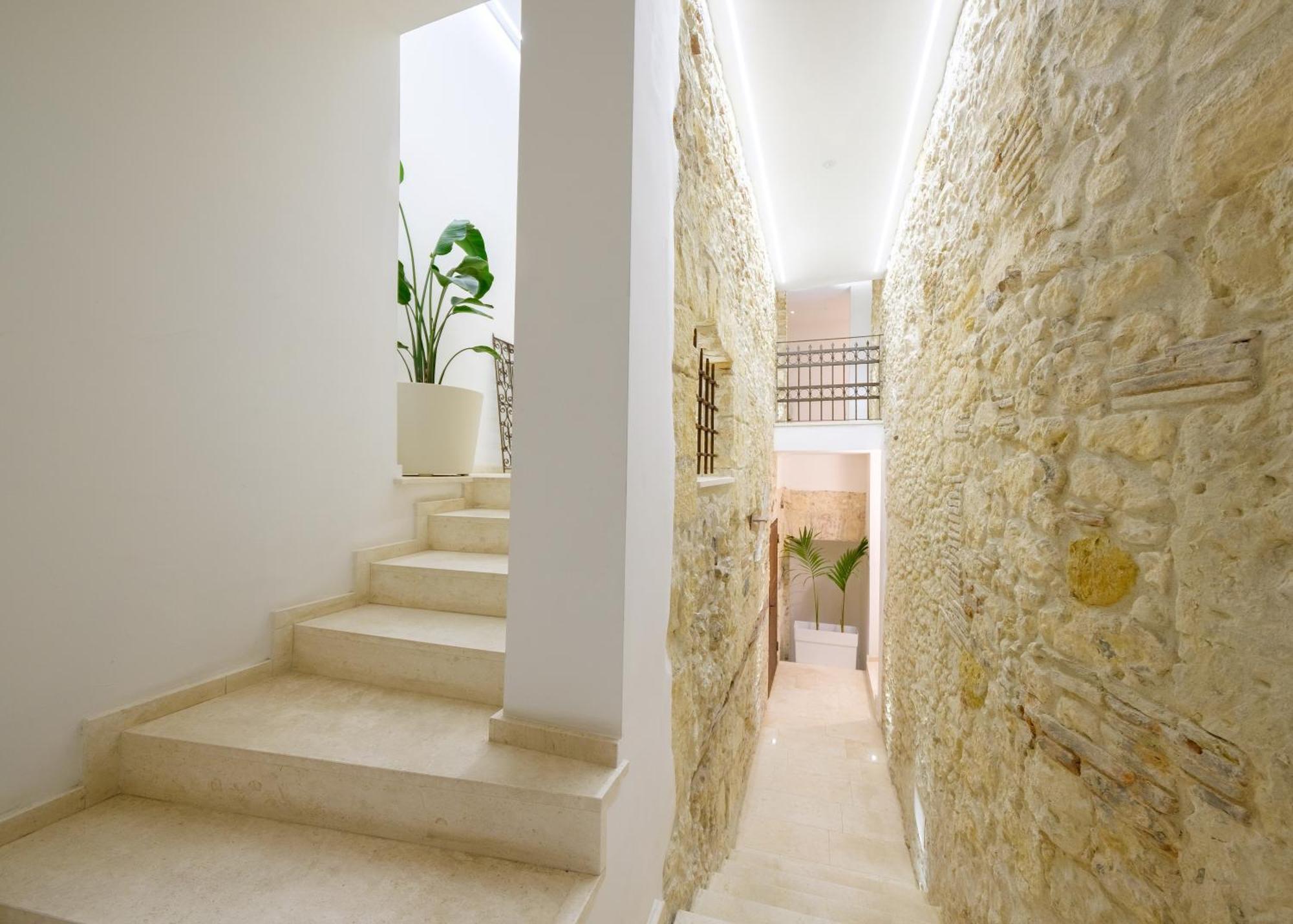 Luxury Suite La Terrazza In Pieno Centro In Cagliari Dış mekan fotoğraf